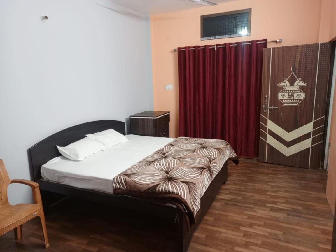 Shri Niwas Homestay Ayodhya Dış mekan fotoğraf
